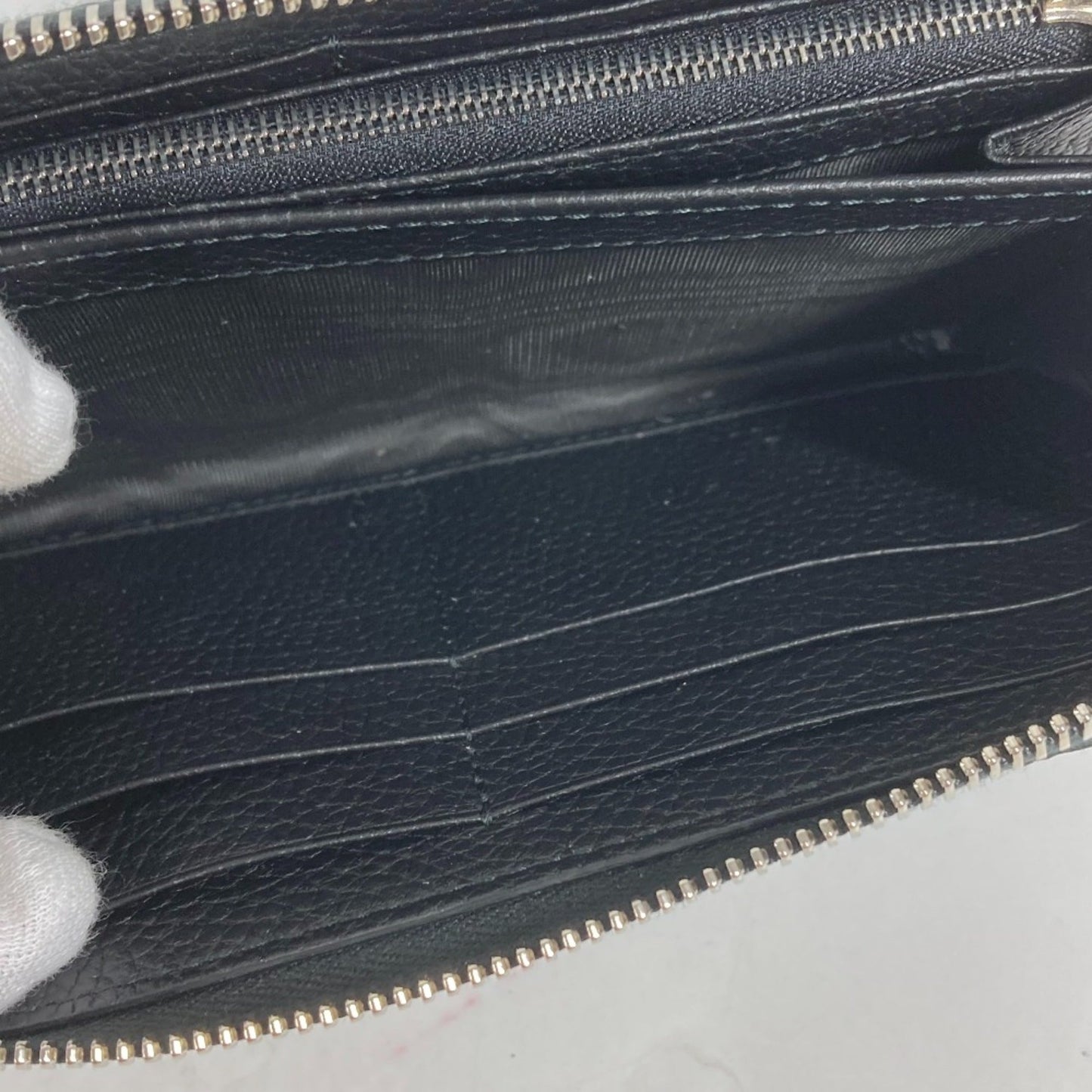 Gucci Black Leather Long Wallet (Bi-Fold) ( )