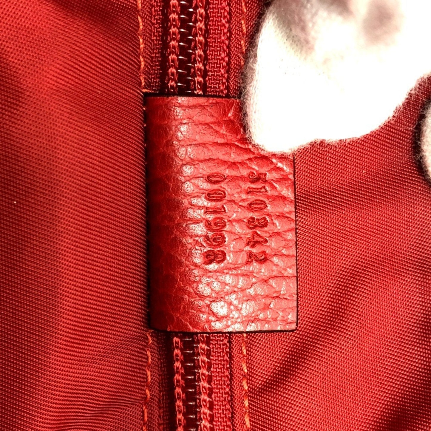 Gucci Red Color Nylon Leather Shoulder Bag ( )