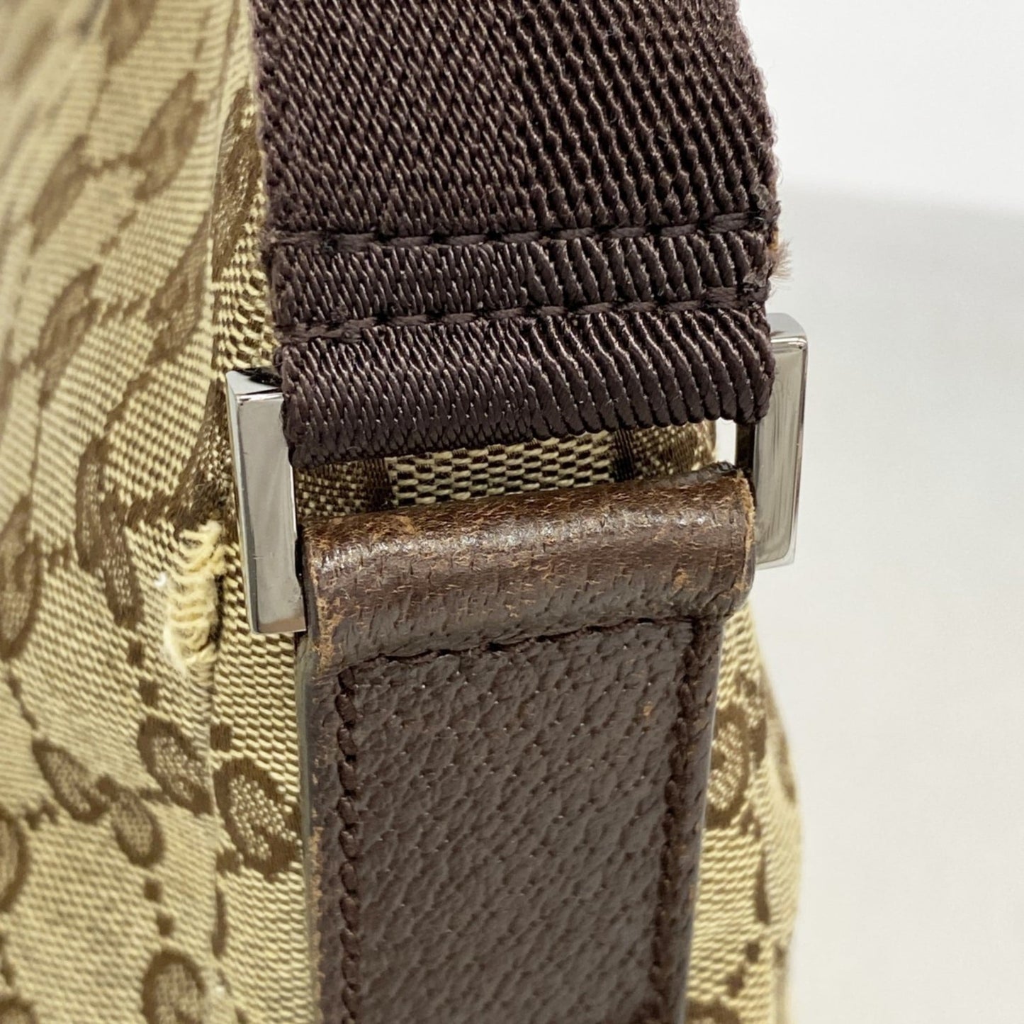 Gucci Brown Canvas Shoulder Bag ( )