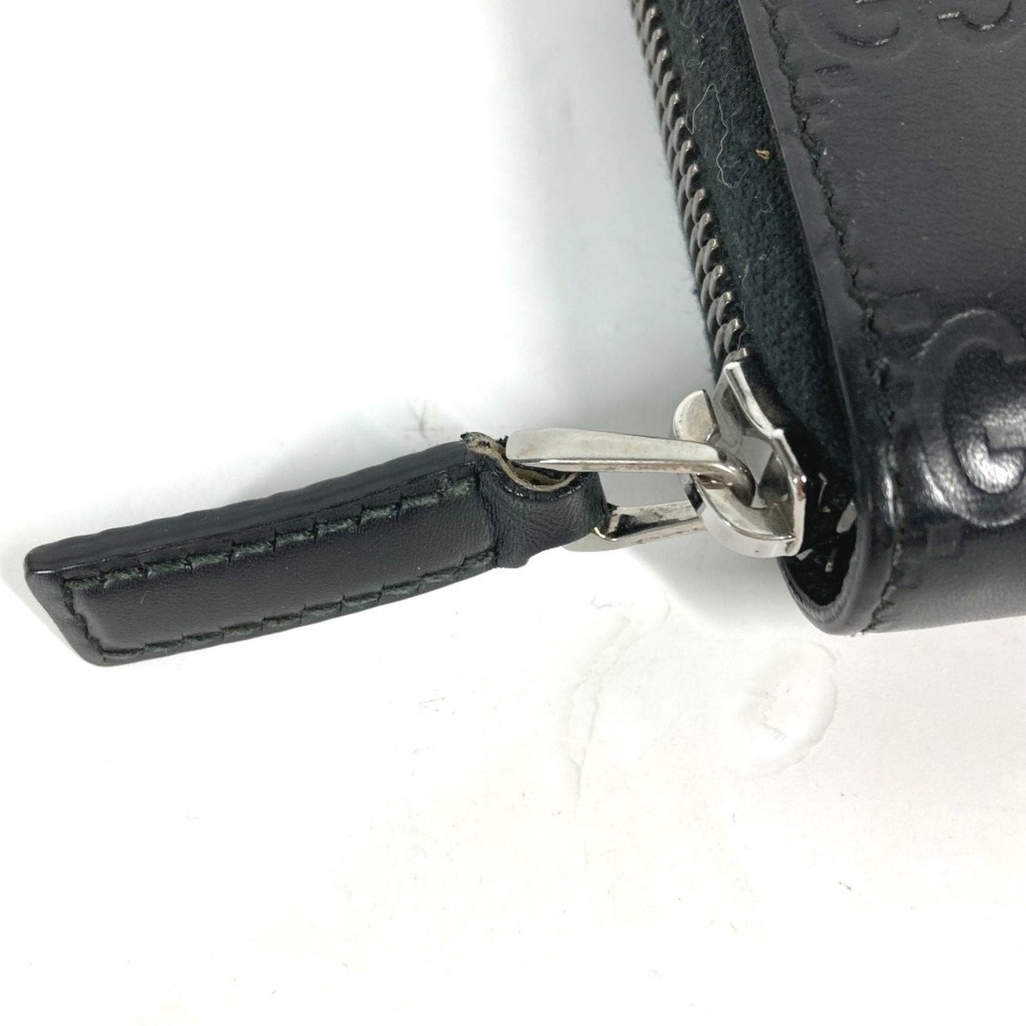 Gucci Black Leather Long Wallet (Bi-Fold) ( )