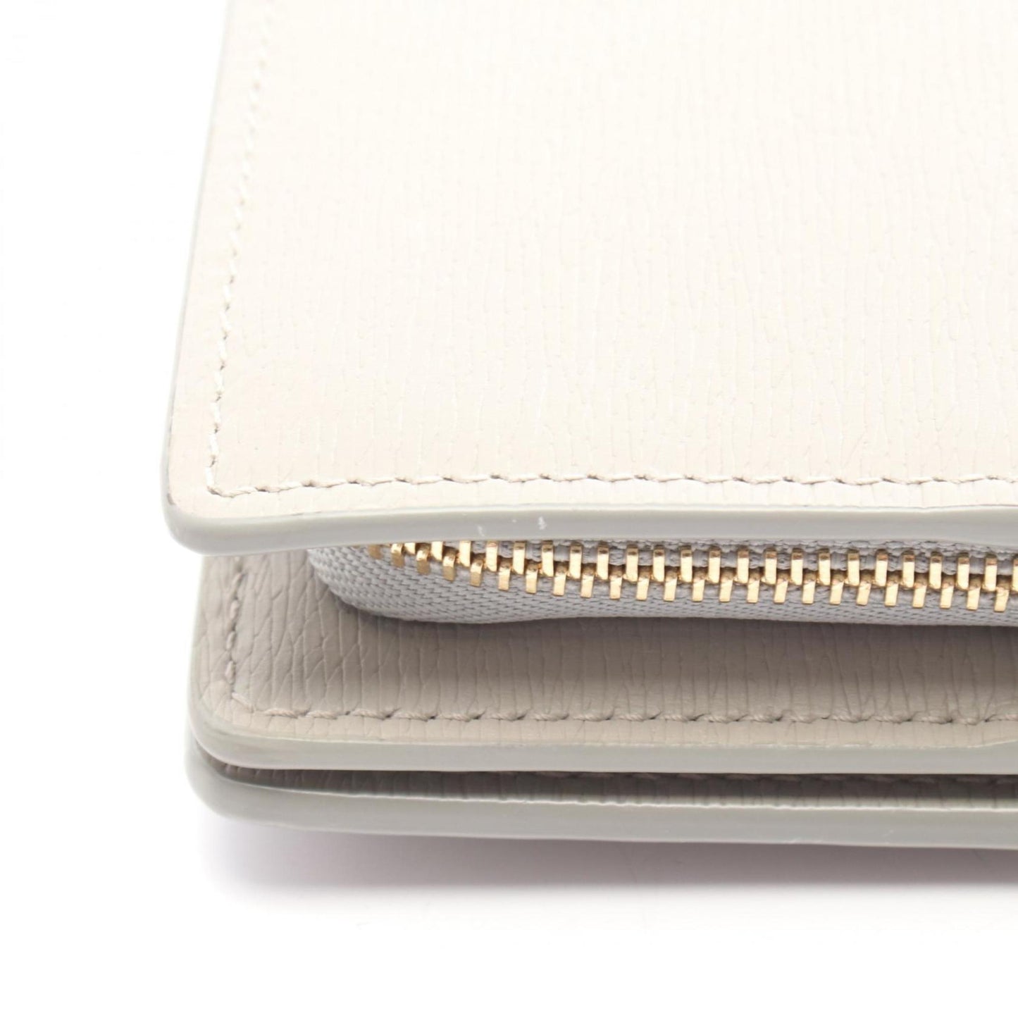 Gucci Gray Leather Wallet (Bi-Fold) ( )