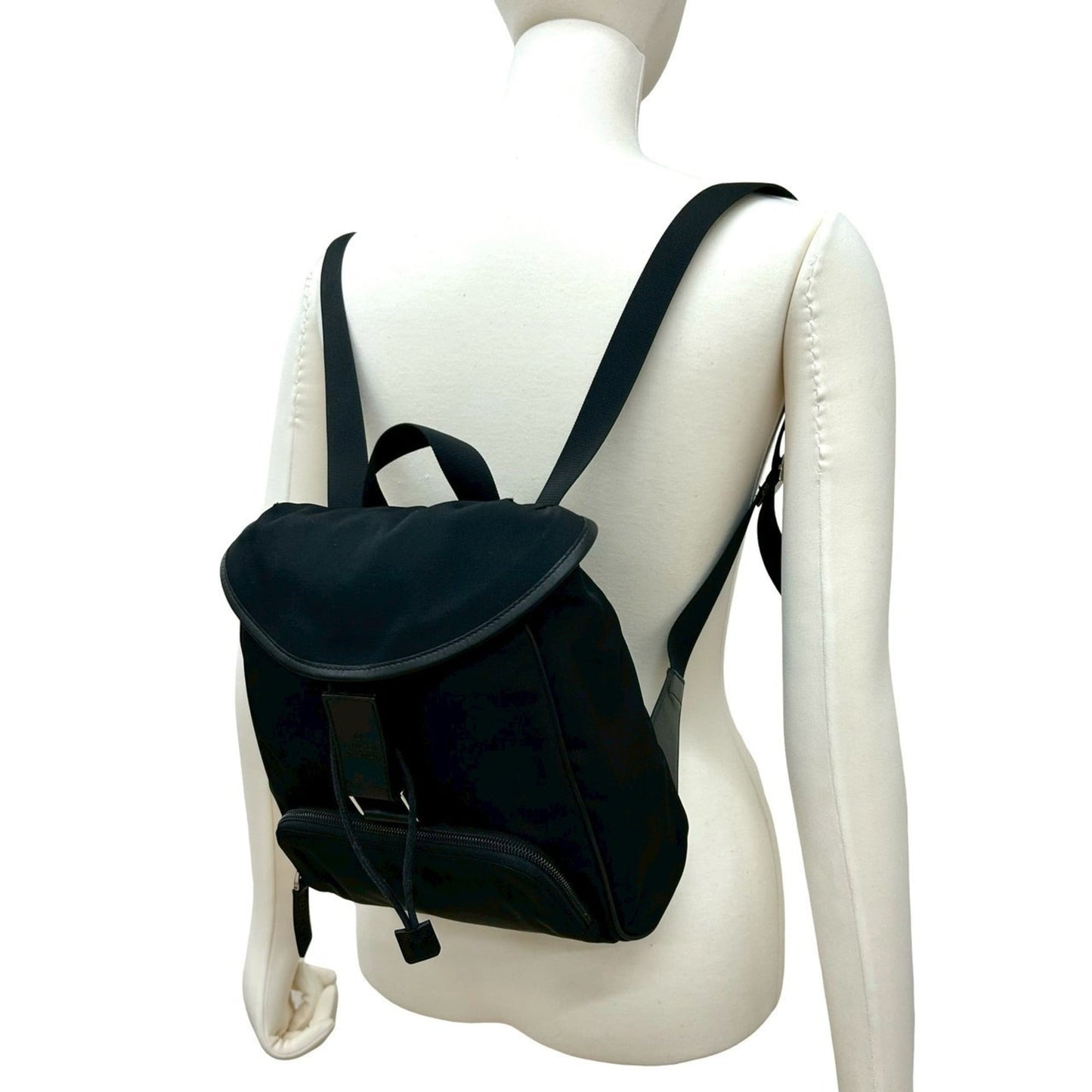 Gucci Black Nylon Leather Backpack ( )