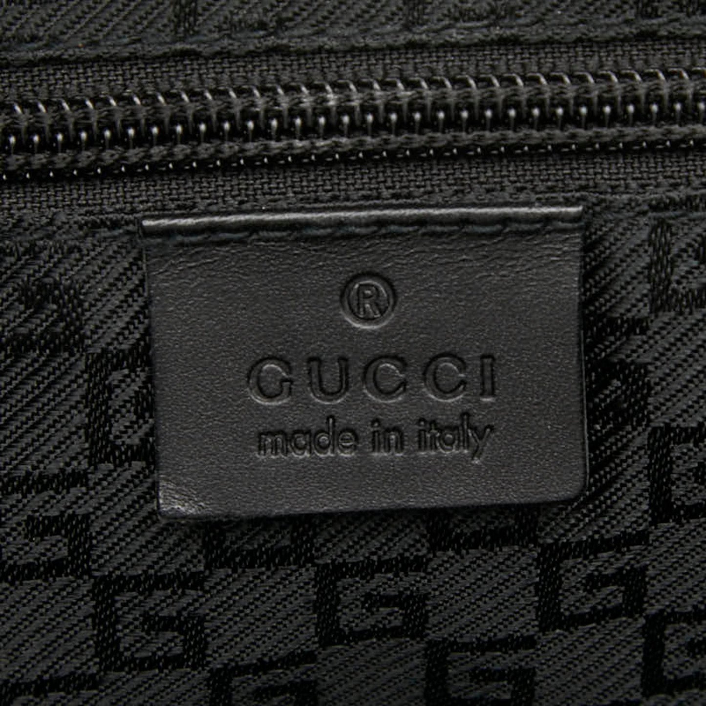 Gucci Black Nylon Leather Messenger Bag Shoulder Bag ( )