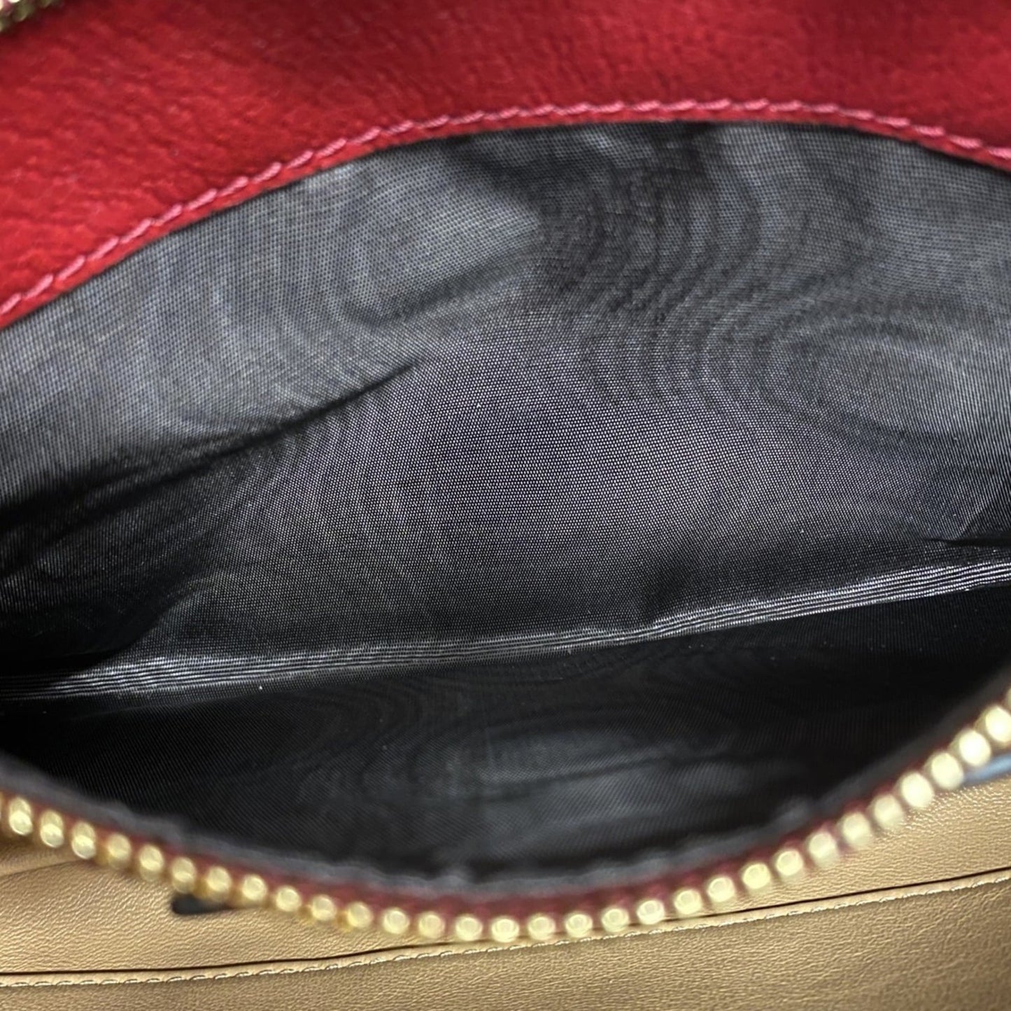 Gucci Beige Multi-Color Canvas Shoulder Bag ( )