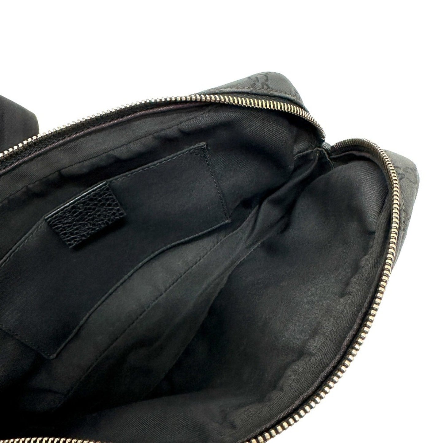 Gucci Black Nylon Leather Sling Bag ( )
