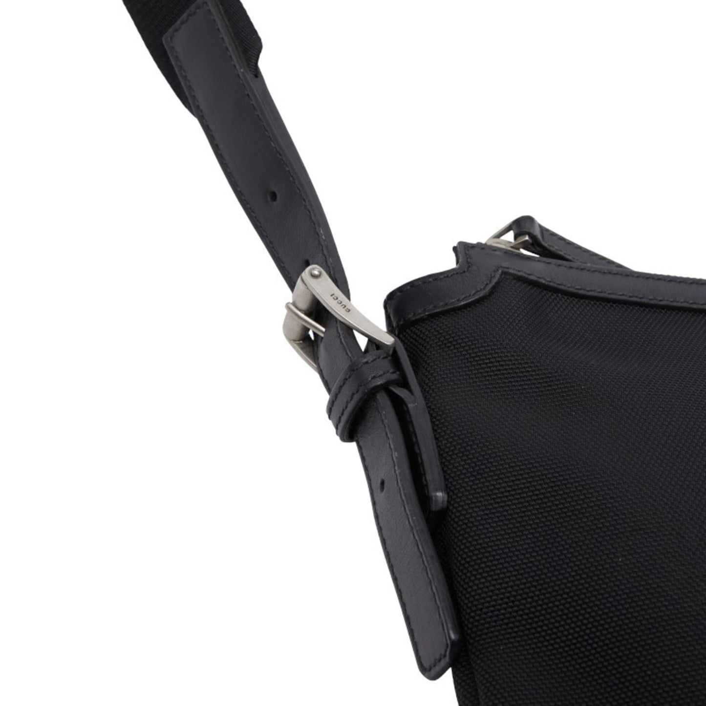 Gucci Black Nylon Leather Shoulder Bag ( )