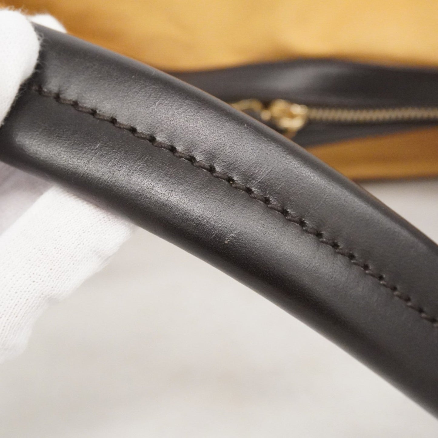 Gucci Beige Canvas Shoulder Bag ( )