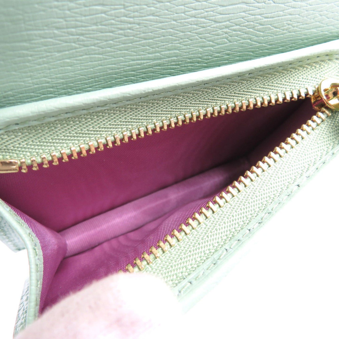 Gucci Emerald Emerald Green Leather Wallet (Bi-Fold) ( )