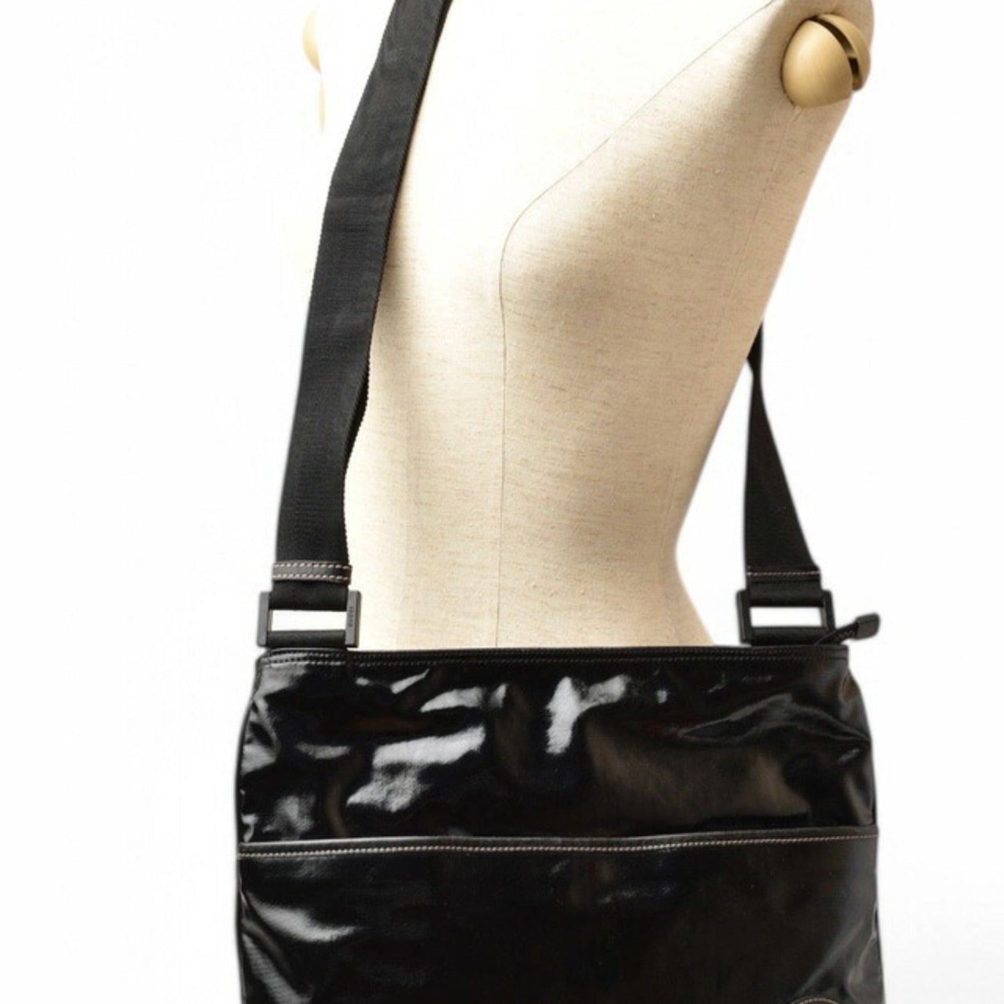 Gucci Black Coated Canvas Shoulder Bag ( )