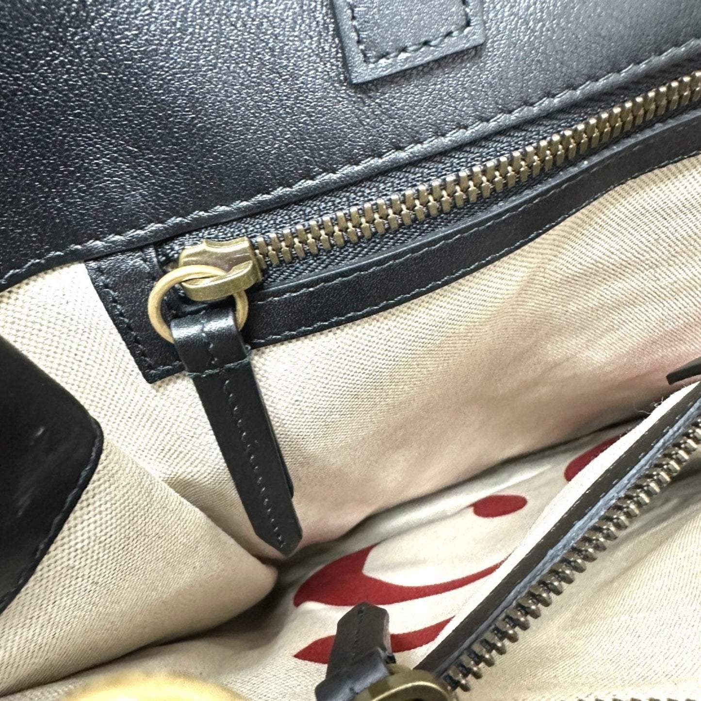 Gucci Beige Gg Supreme Handbag Shoulder Bag ( )