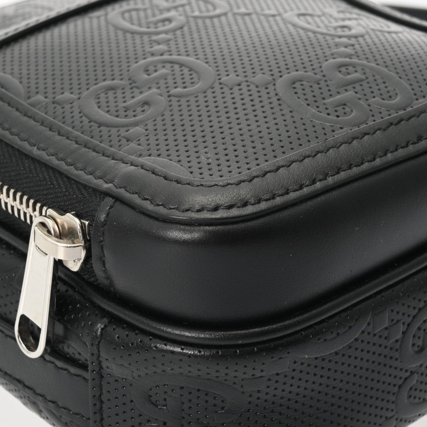 Gucci Black Leather Shoulder Bag ( )