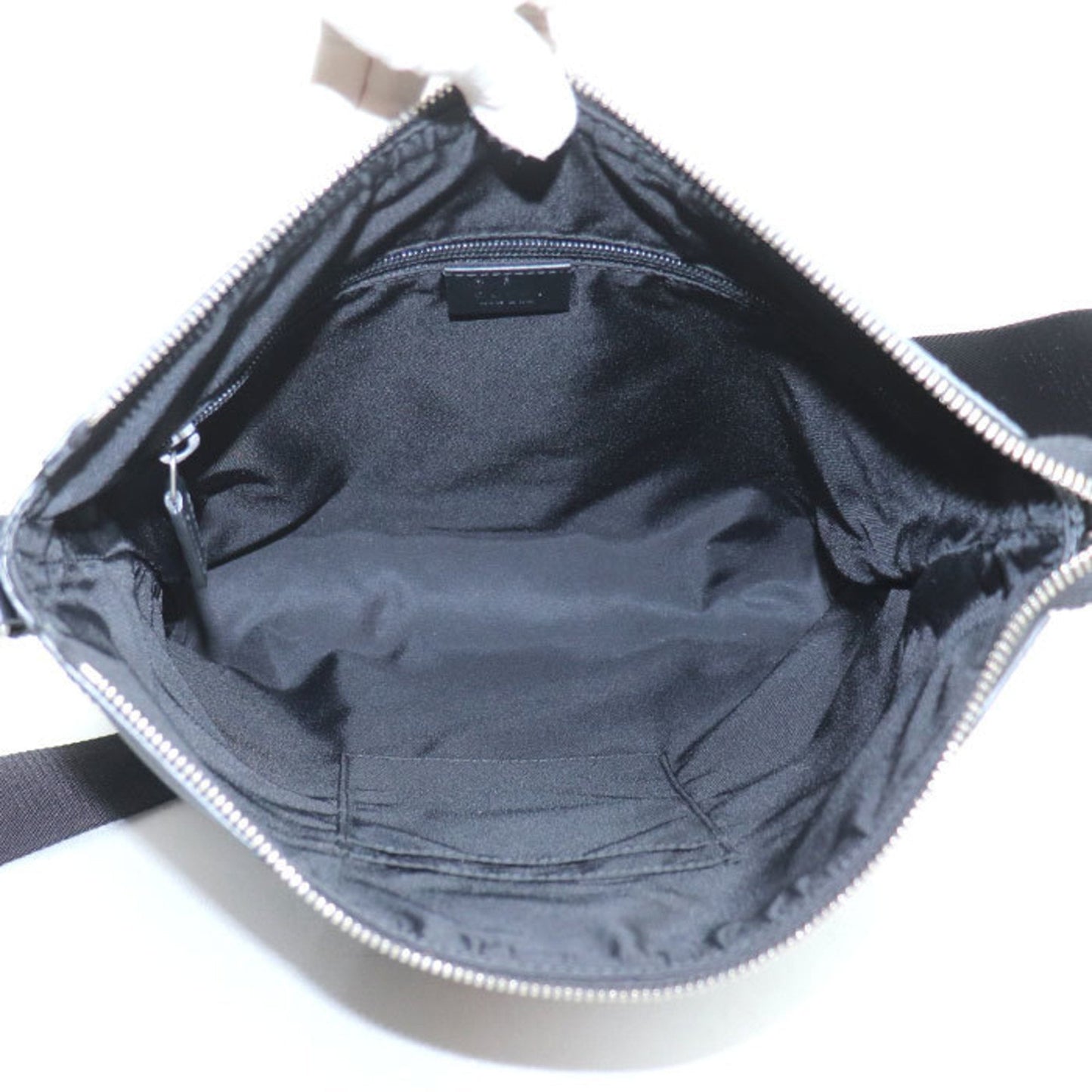 Gucci Black Canvas Leather Shoulder Bag ( )