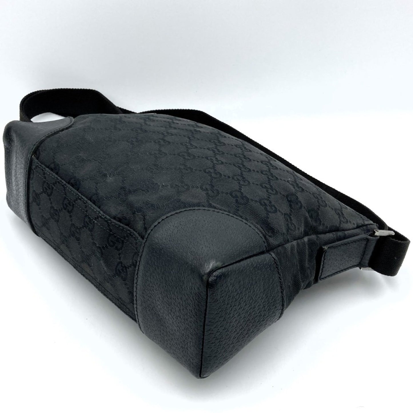 Gucci Black Gg Canvas Leather Shoulder Bag ( )