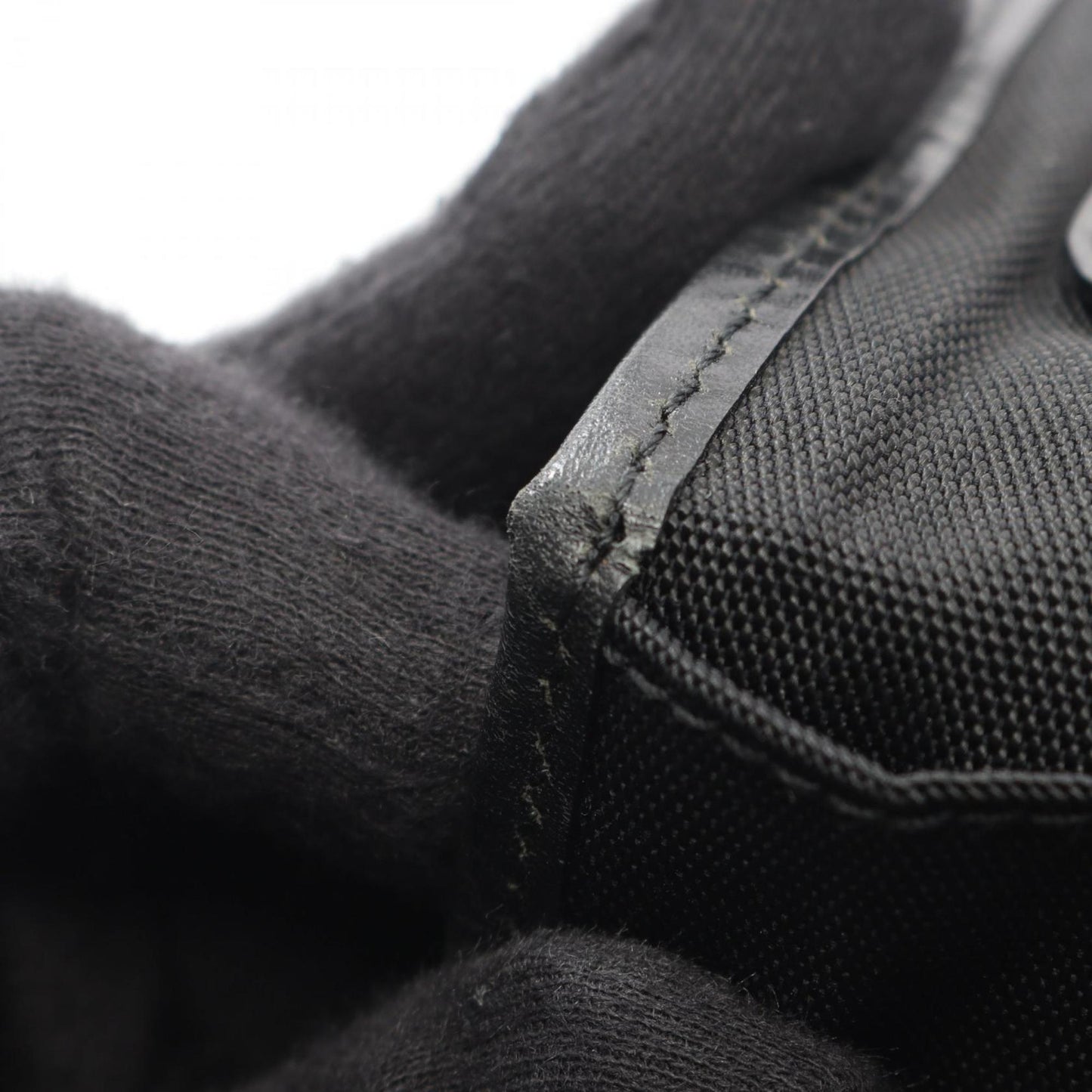 Gucci Black Canvas Leather Shoulder Bag ( )