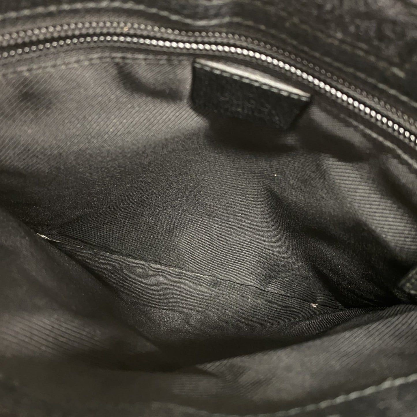 Gucci Black Canvas Shoulder Bag ( )
