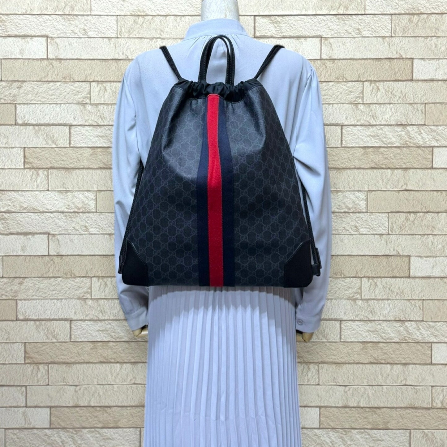 Gucci Black Navy Red Color Gg Supreme Backpack ( )