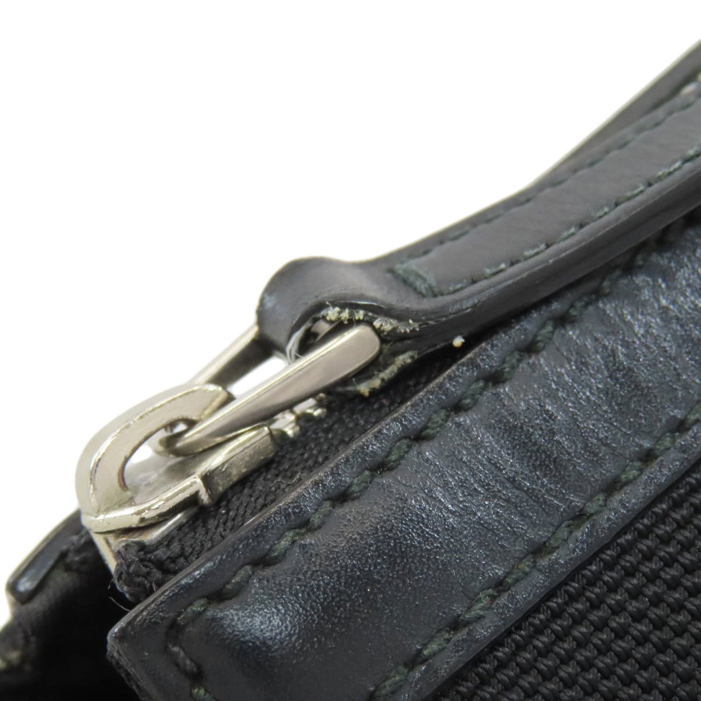 Gucci Sherry Line Black Canvas Shoulder Bag ( )