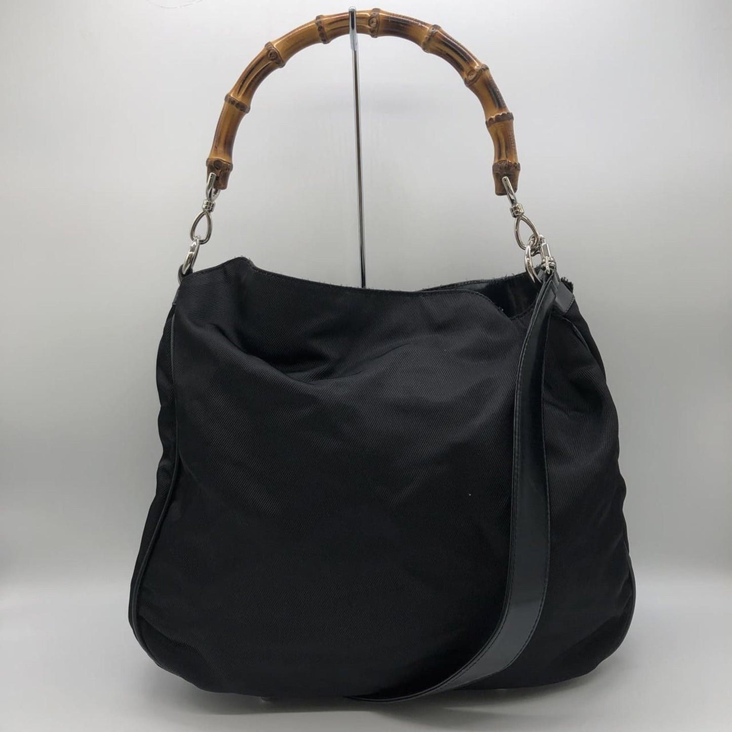 Gucci Black Bamboo Nylon Handbag Shoulder Bag ( )