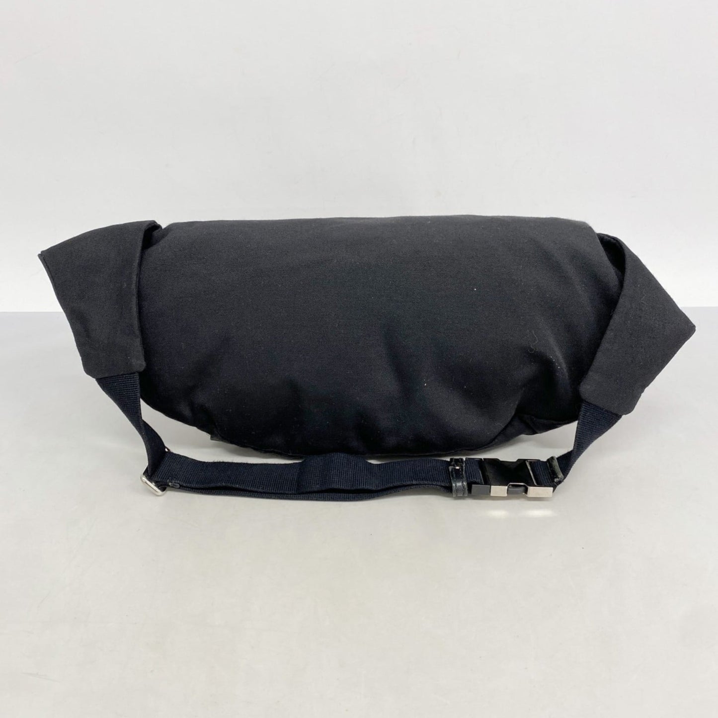 Gucci Black Nylon Fanny Pack ( )