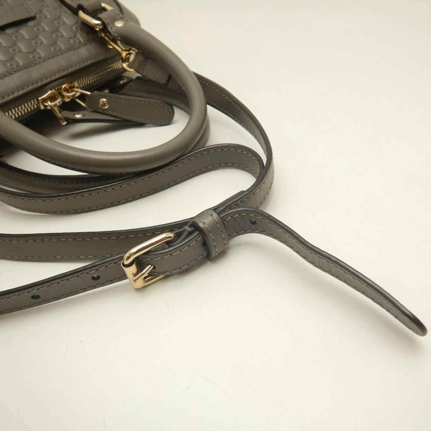 Gucci Microguccissima Gray Leather Handbag ( )