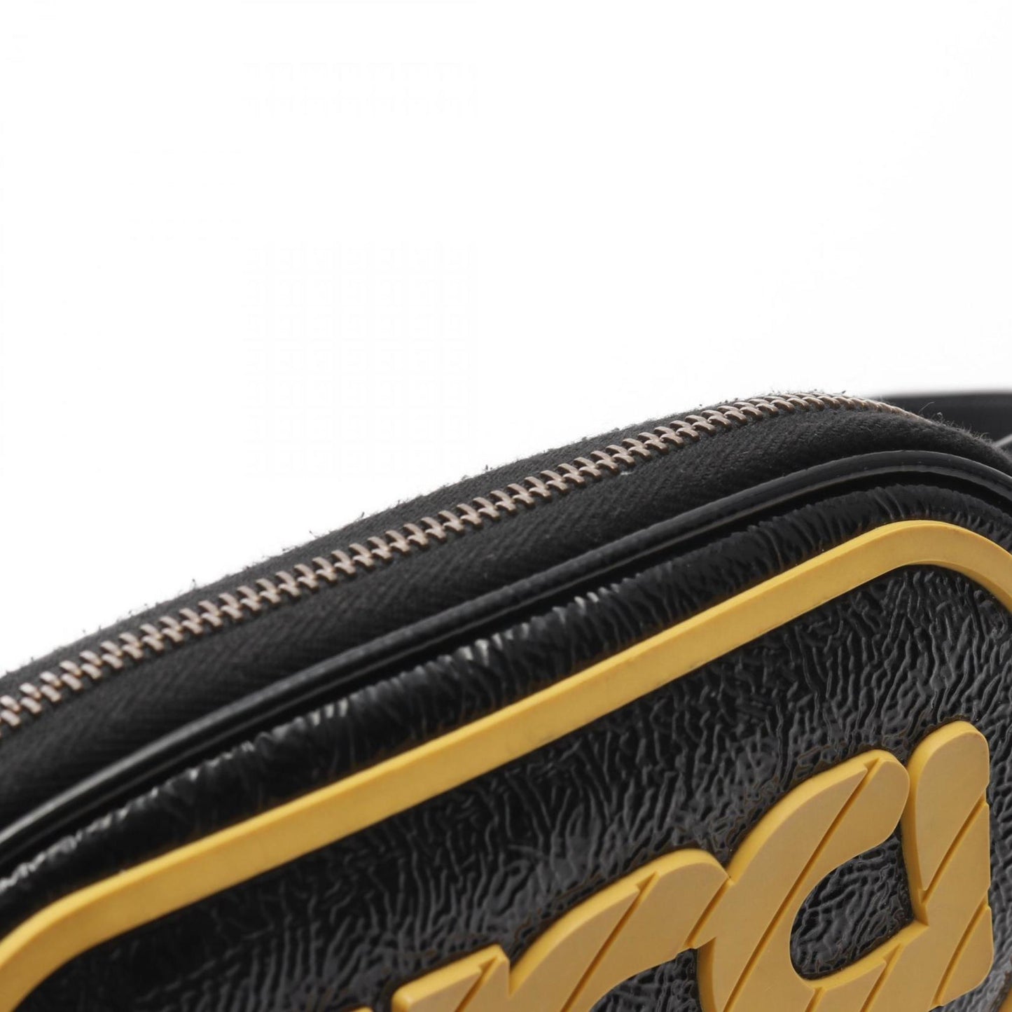 Gucci Black Patent Leather Fanny Pack Sling Bag ( )
