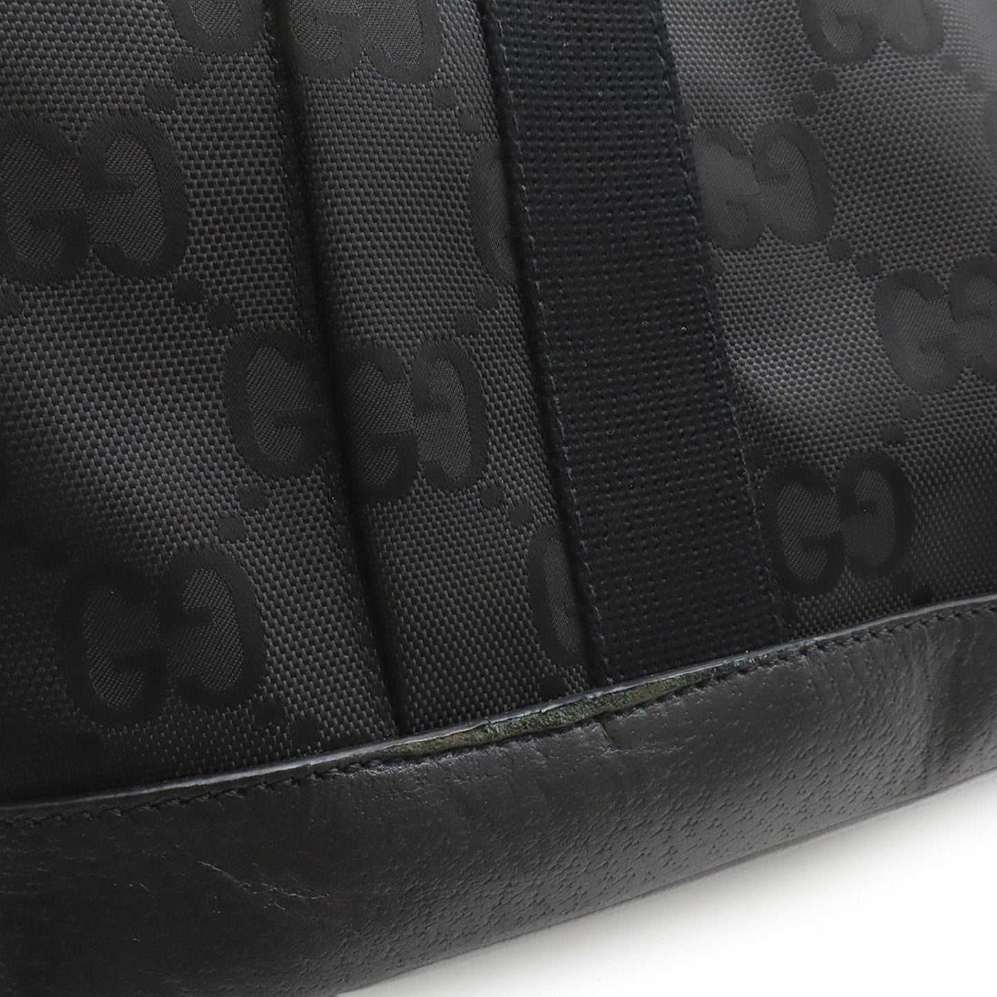 Gucci Black Nylon Canvas Shoulder Bag ( )