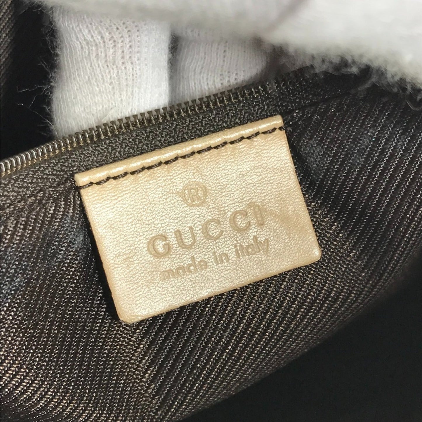 Gucci Beige Gg Canvas Shoulder Bag ( )