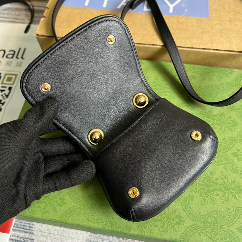 Top Quality -  Bags - 697