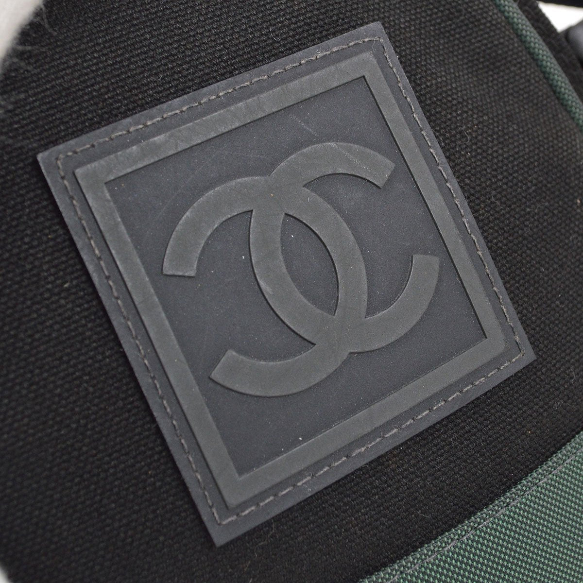 CHANEL 2003-2004 Sport Line Cross Body Shoulder Bag Black Green 42433