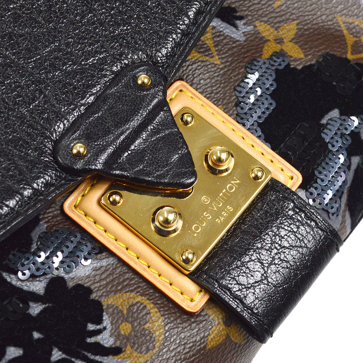 LOUIS VUITTON 2010 CARRO L MONOGRAM FLEUR DUGE M40434