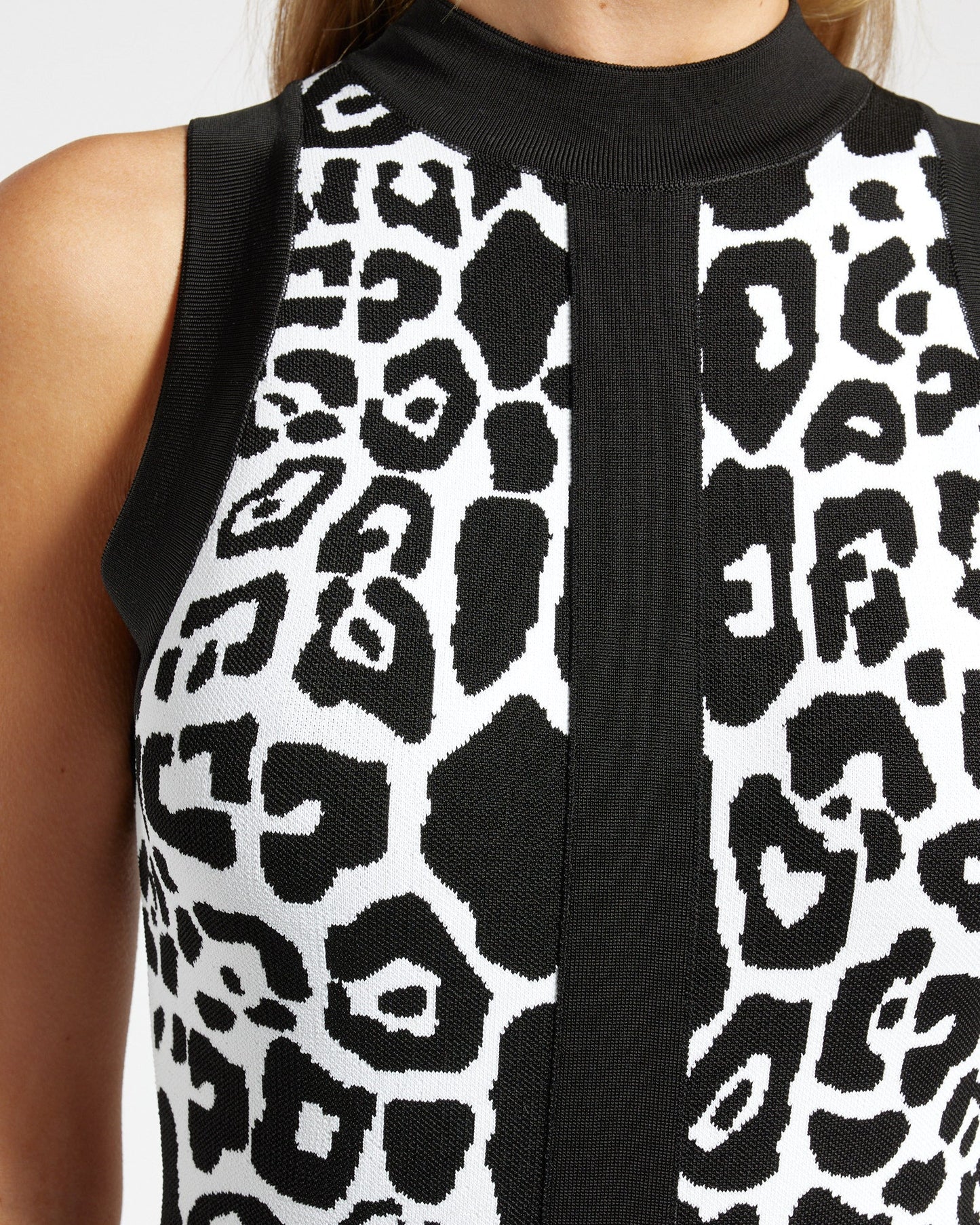 Balmain Black and White Bodycon Zip Dress FR 38 (UK 10)