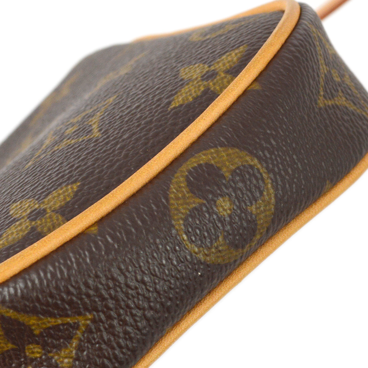 Louis Vuitton 2006 Monogam Pochette Cancun Shoulder Bag M60018