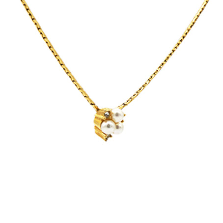 Dior   3 Pearl Golden Necklace With Rhinestone