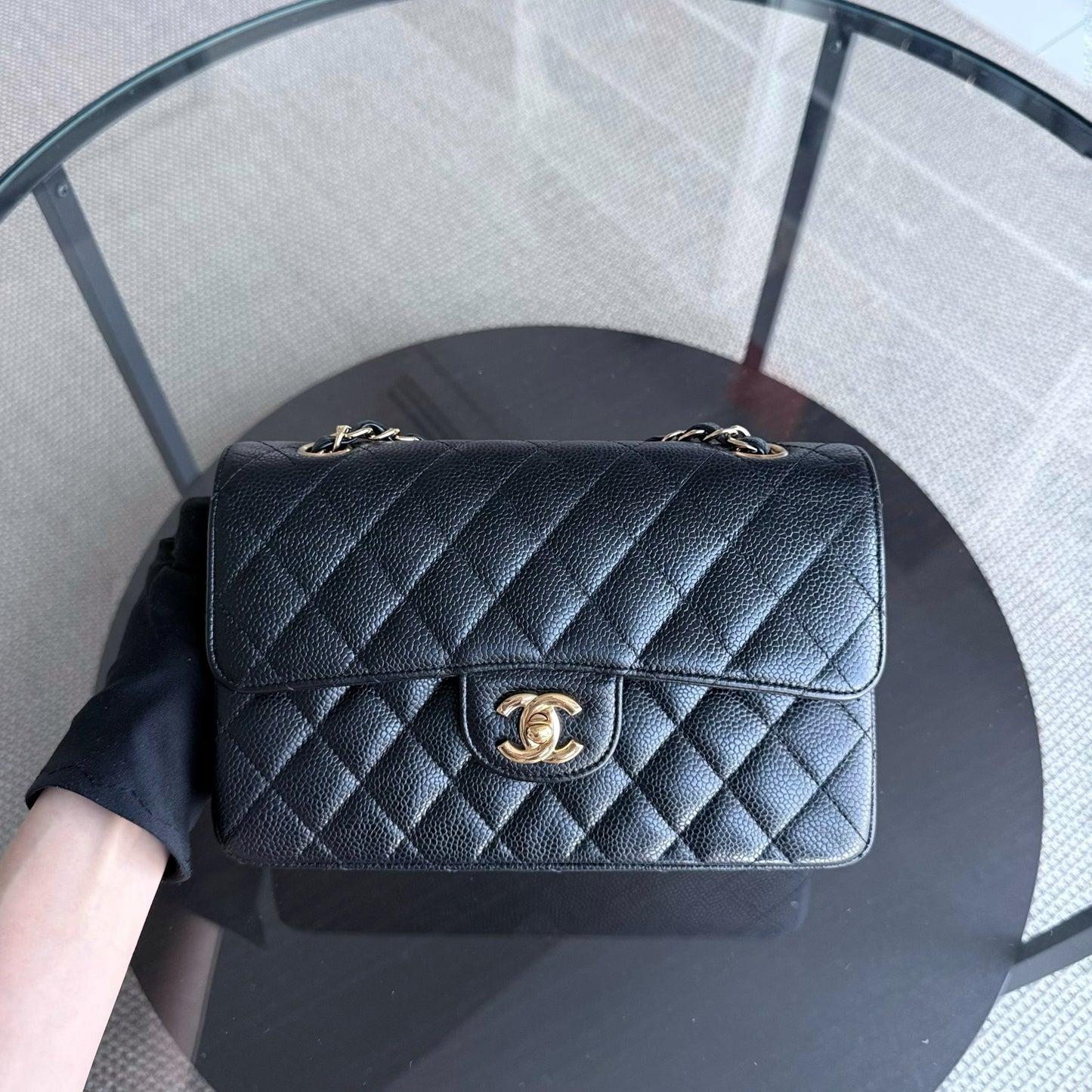 Chanel Classic Flap Small - Caviar 23CM Quilted Grained Calfskin Black Gold Hardware Series 15