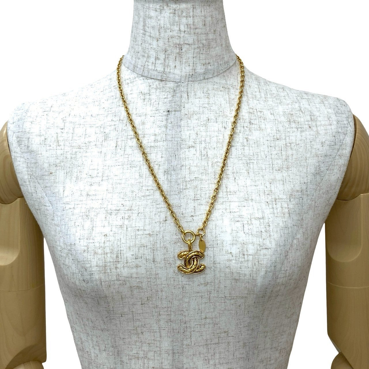 CHANEL Necklace Gold Plated gold