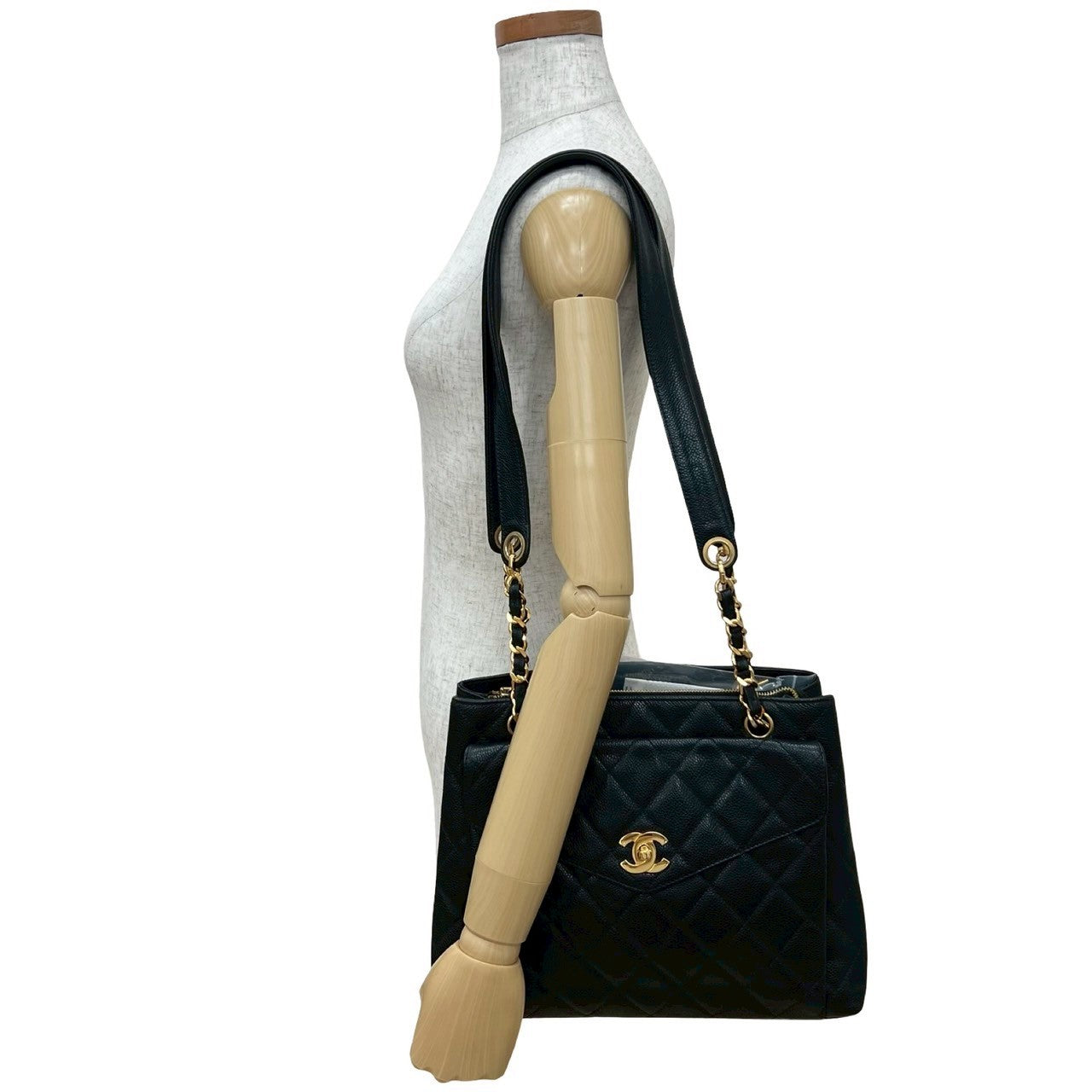 CHANEL Shoulder Bag Matt caviar skin black Matrasse