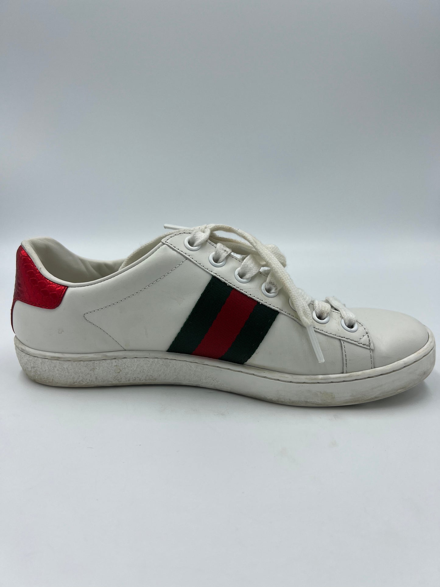 Gucci Ace Bee Sneakers  Size: 6