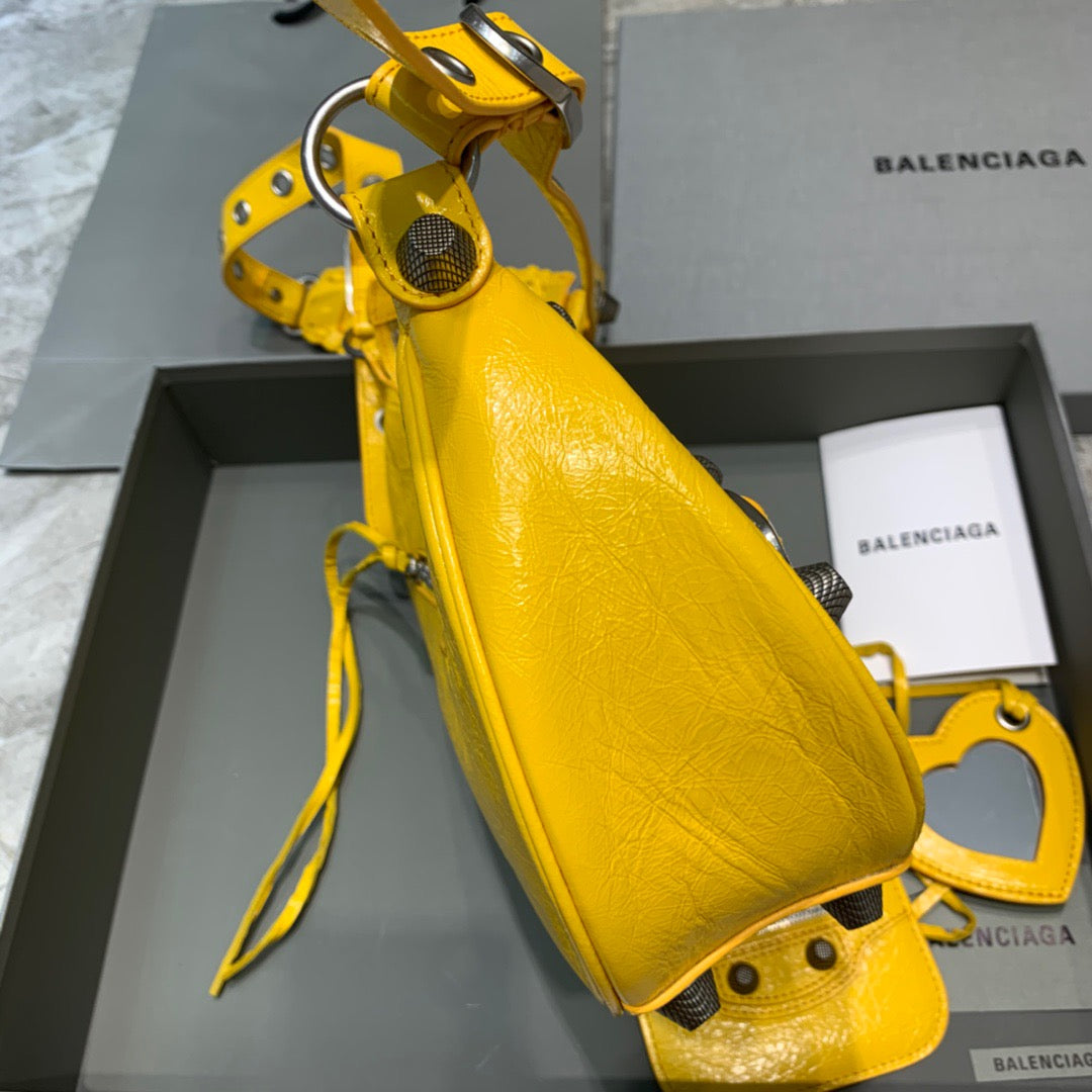 Top Quality Le Cagole XS Shoulder Bag In Yellow, For Women,  Bags 13in/33cm