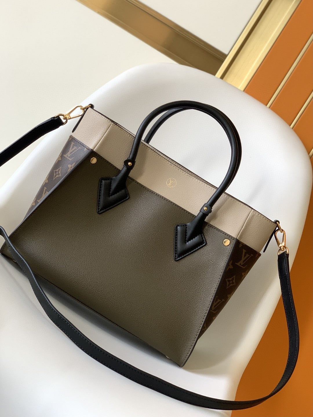 Top Quality On My Side MM Tote Bag Monogram Canvas Laurier Green For Women,  Shoulder Bags 12in/31cm Top Quality M55302