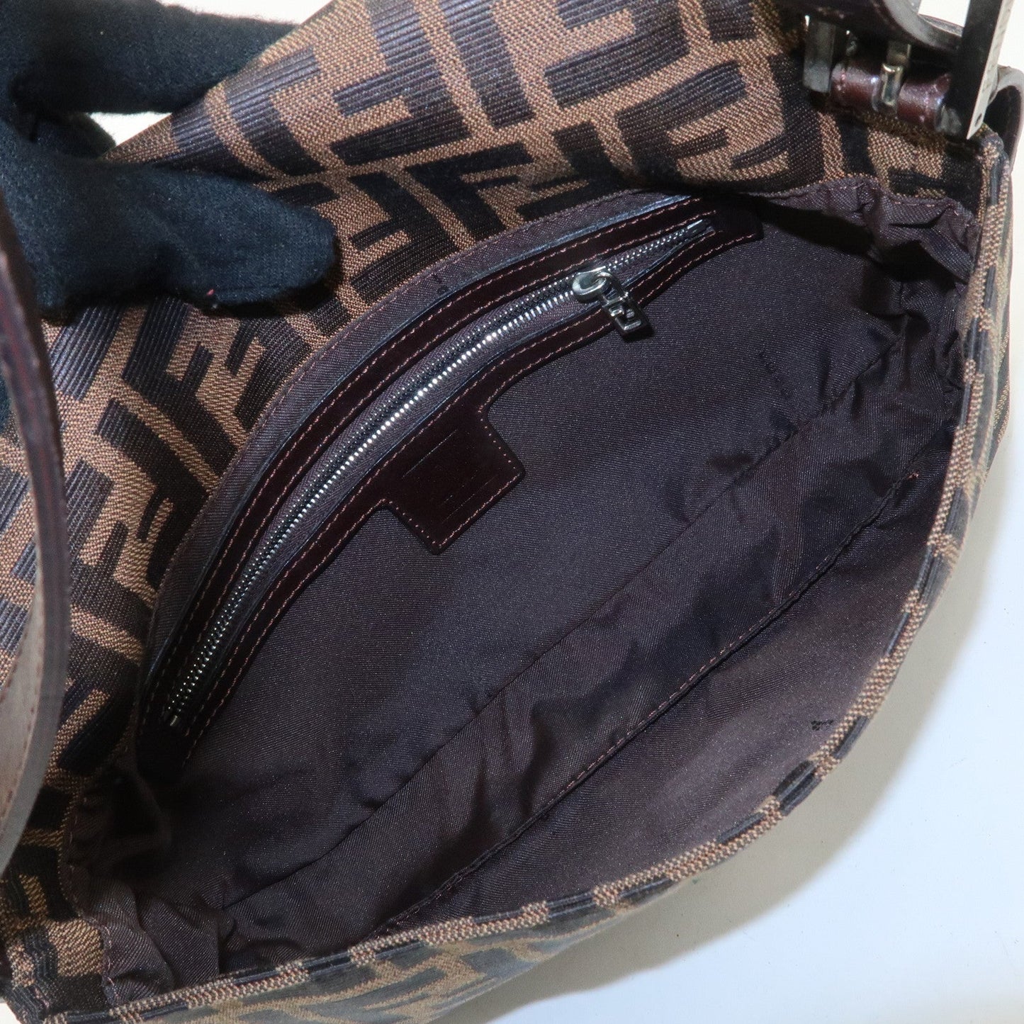 FENDI Zucca Mamma Baguette Canvas Shoulder Bag Brown Black 26424  d