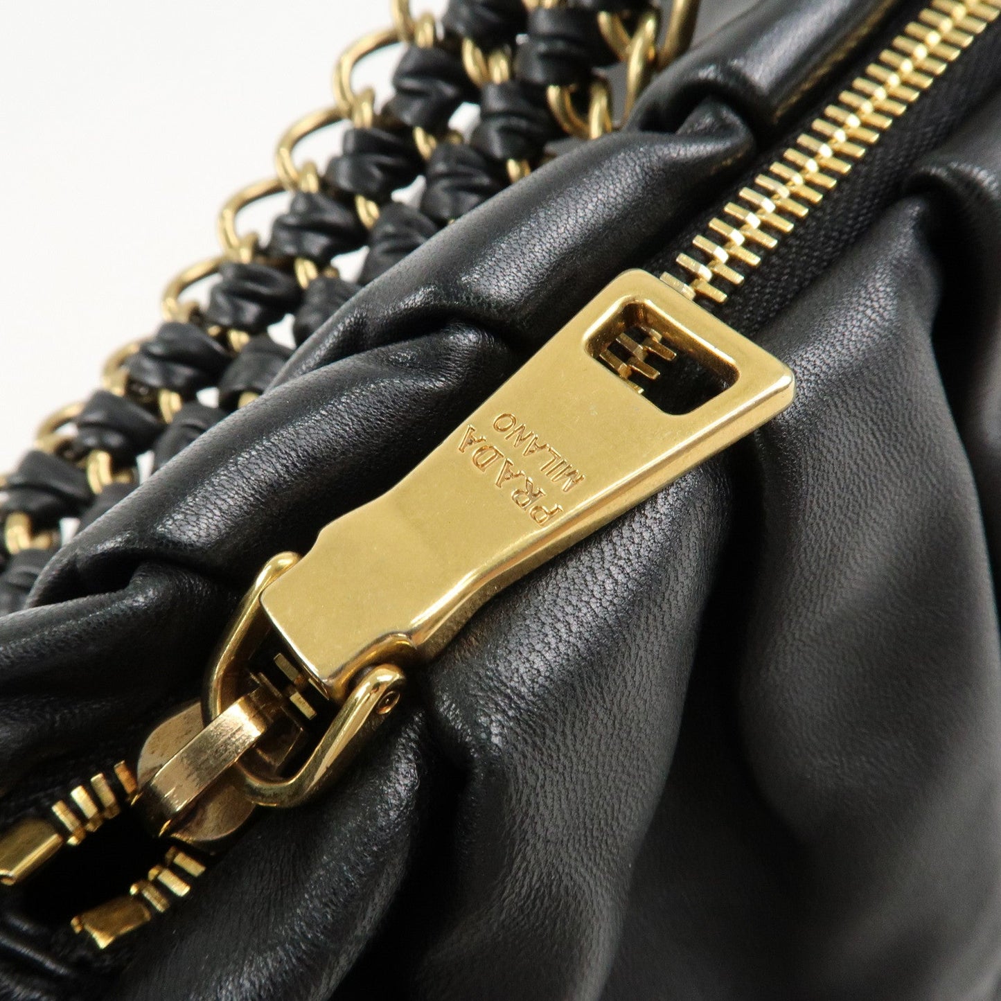 PRADA Leather Chain One-Shoulder Bag Black Gold Hardware  d