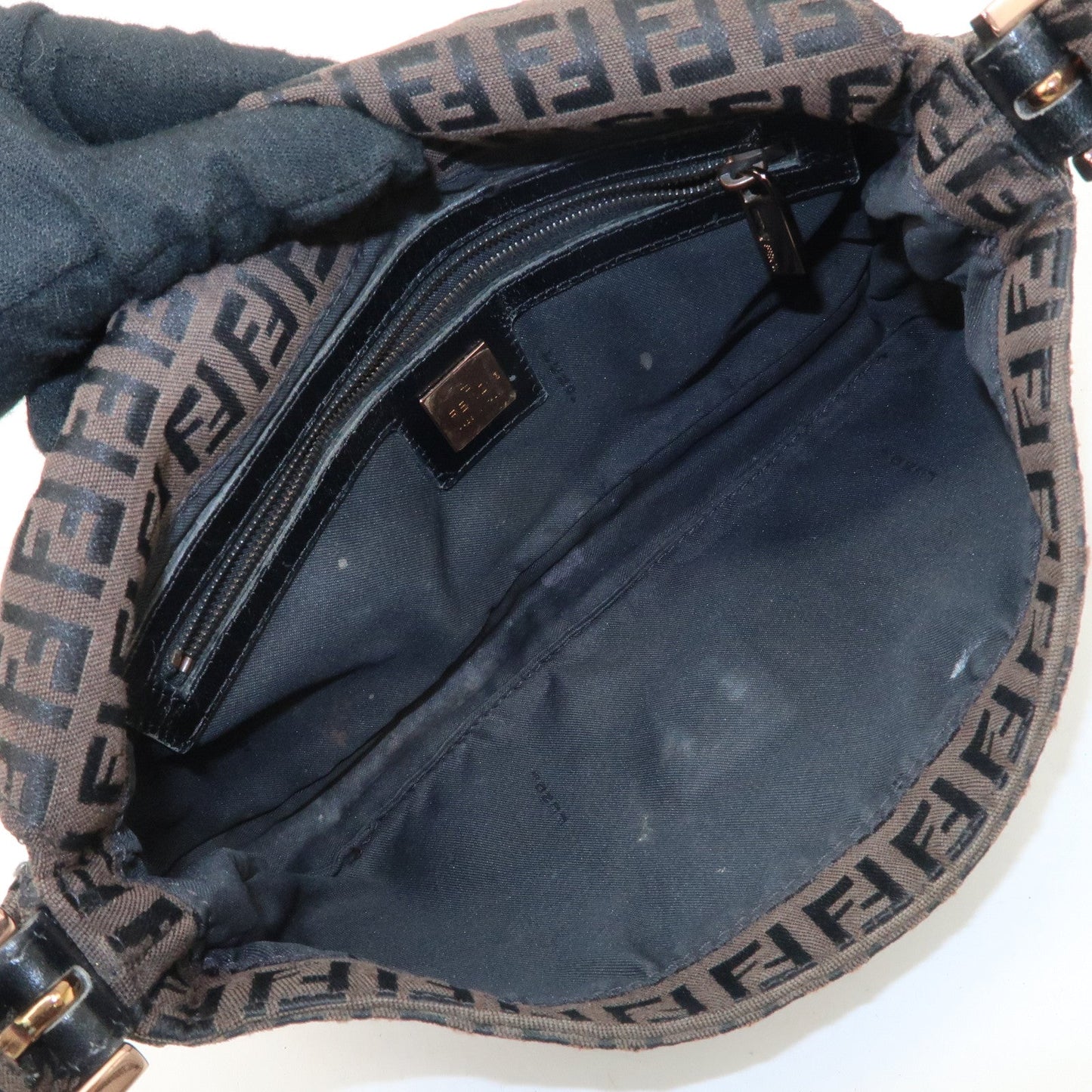 FENDI Mamma Baguette Canvas Shoulder Bag Brown Black 26424  d