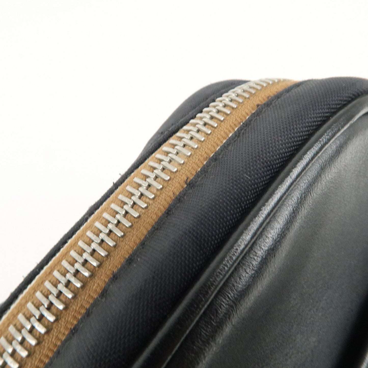 FENDI Pequin Nylon Leather Shoulder Bag Black 7VA456  d