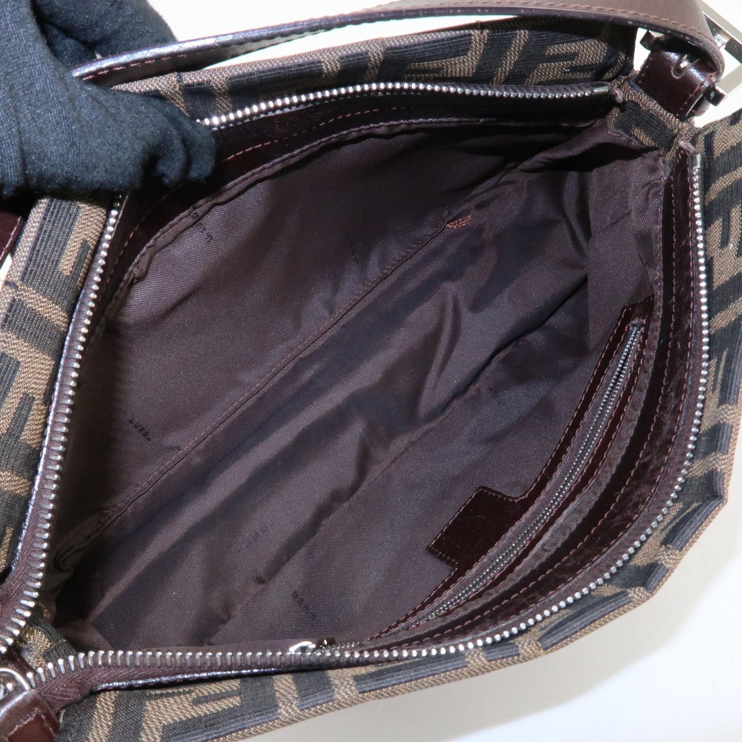 FENDI Zucca Canvas Leather Shoulder Bag Brown Black 26566  d