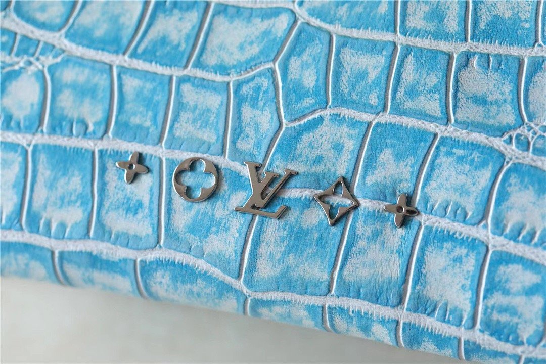 Top Quality Coussin PM High Shiny Alligator Light Blue For Women,  Shoulder And Crossbody Bags 10.2n/26cm Top Quality 