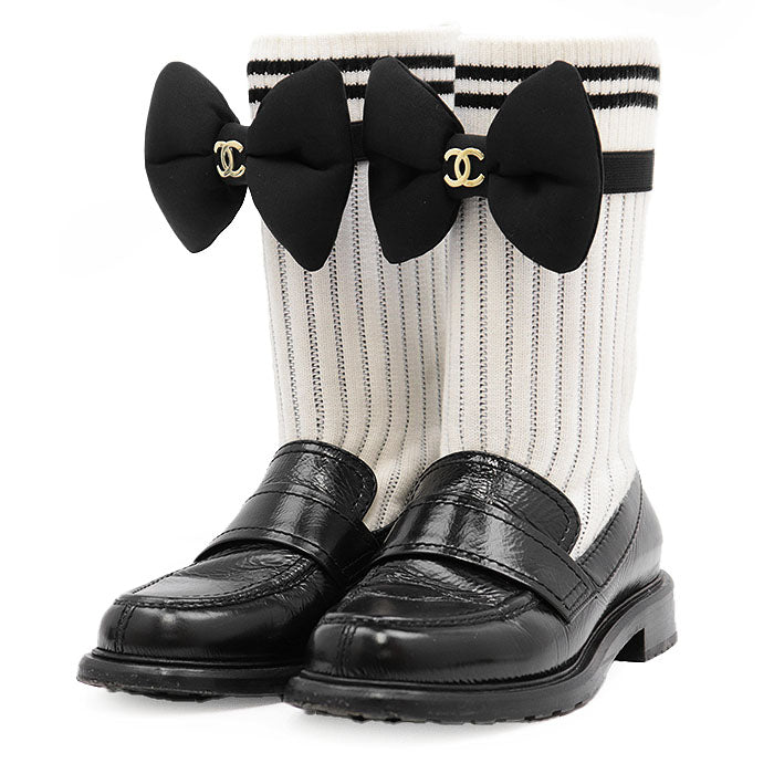 Chanel G45410 Knit Leather Loafers