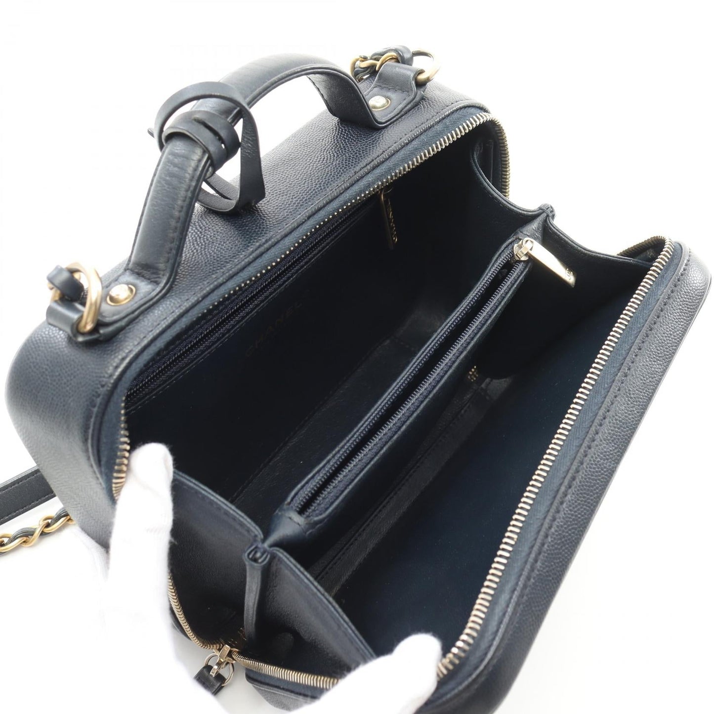 Chanel CC Filigree Grained Calfskin Shoulder Bag