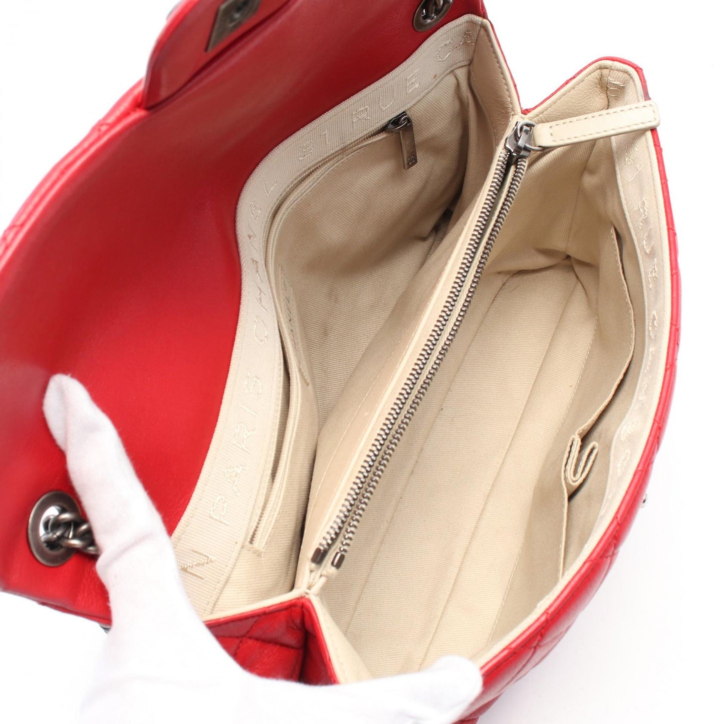 Chanel Matelasse Leather Shoulder Bag