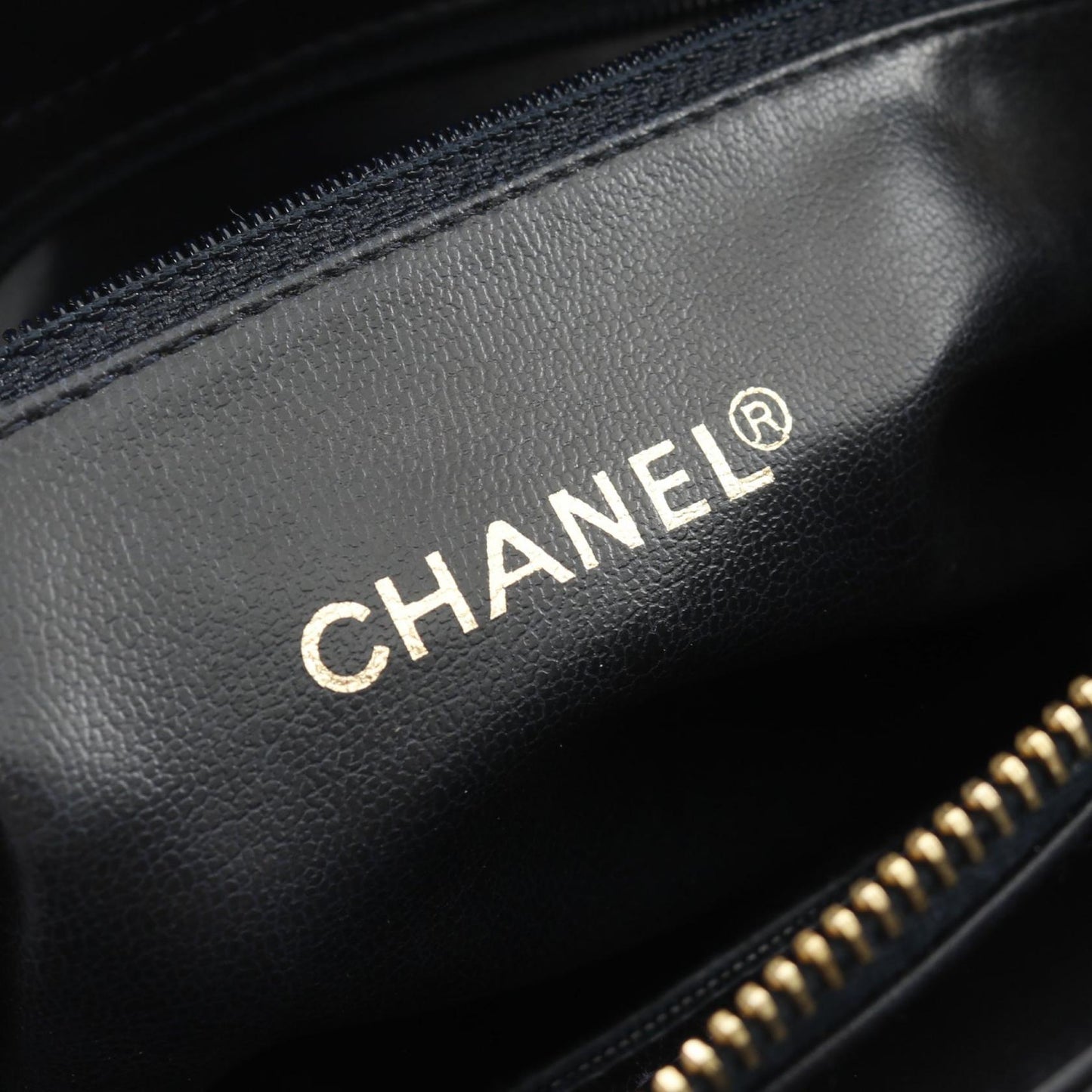 Chanel Chevron V Stitch Lambskin 2way Handbag