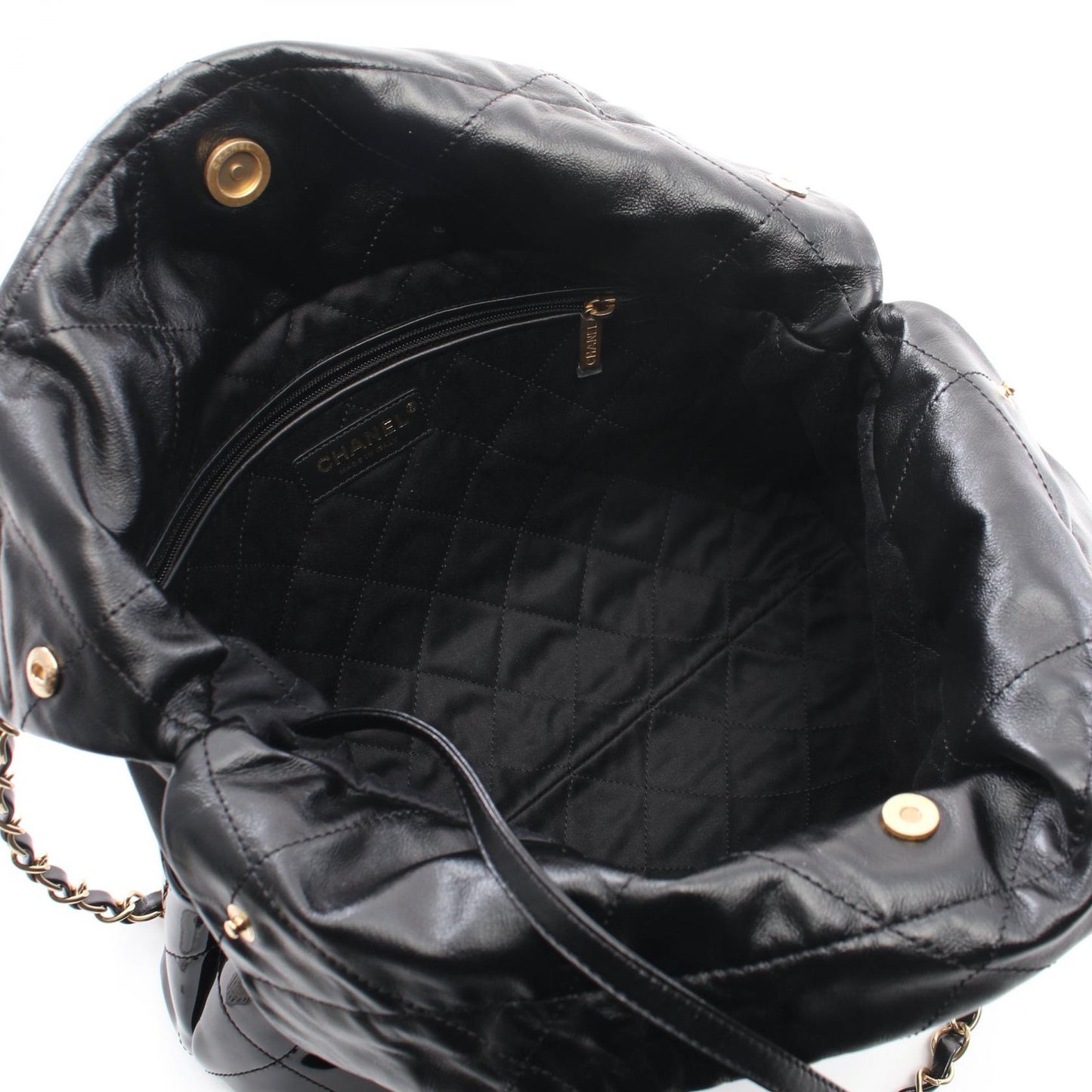 Chanel 22 Matelasse Leather Shoulder Bag